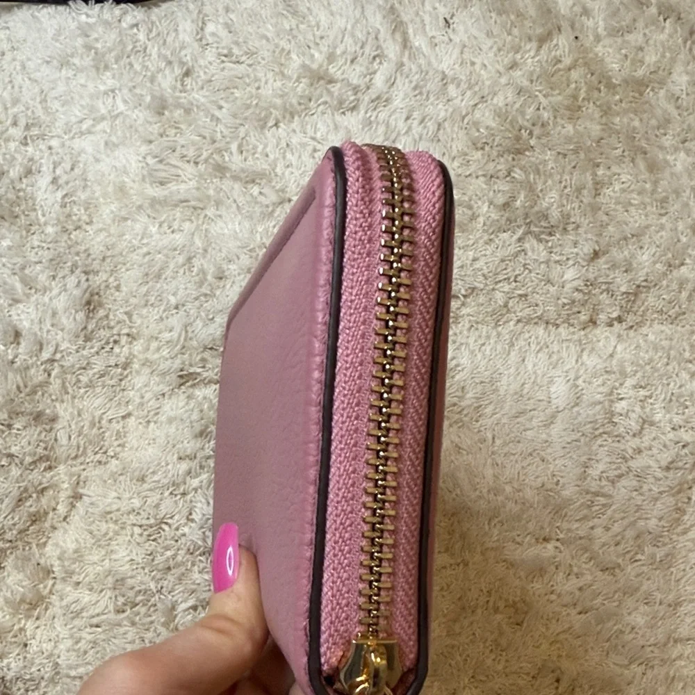 Tory Burch Mauve Thea Multi-Gusset Zip Continental Leather Wallet